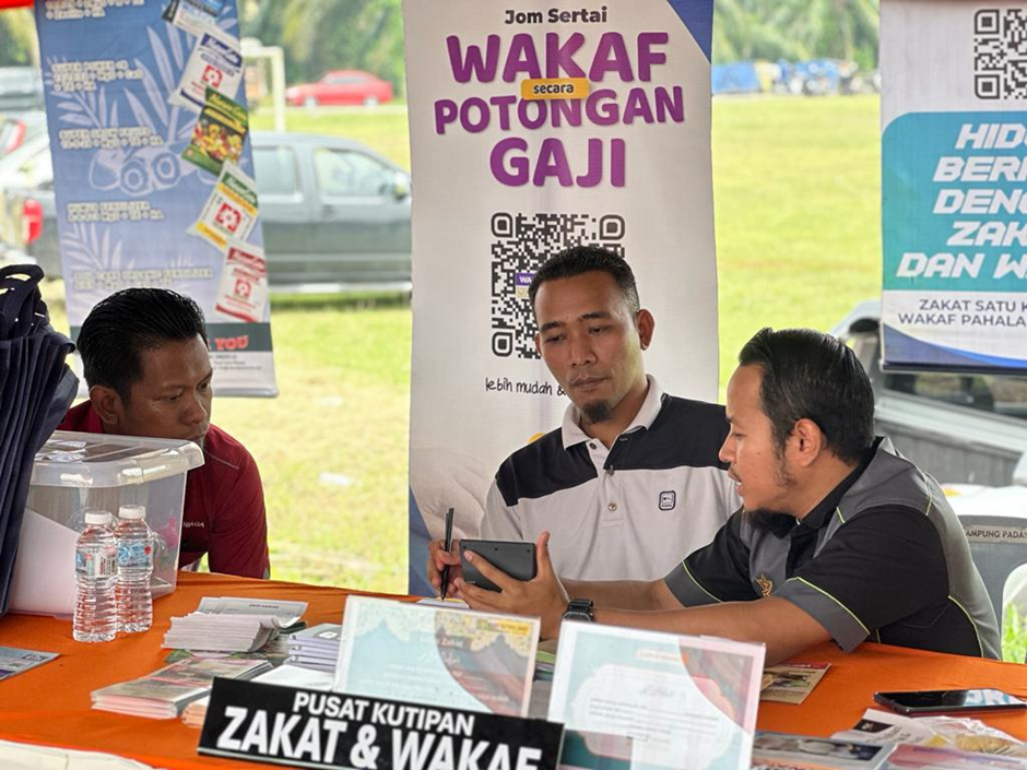 DAKWAH ZAKAT DI KARNIVAL SEGALANYA FELDA - Pusat Kutipan Zakat Pahang